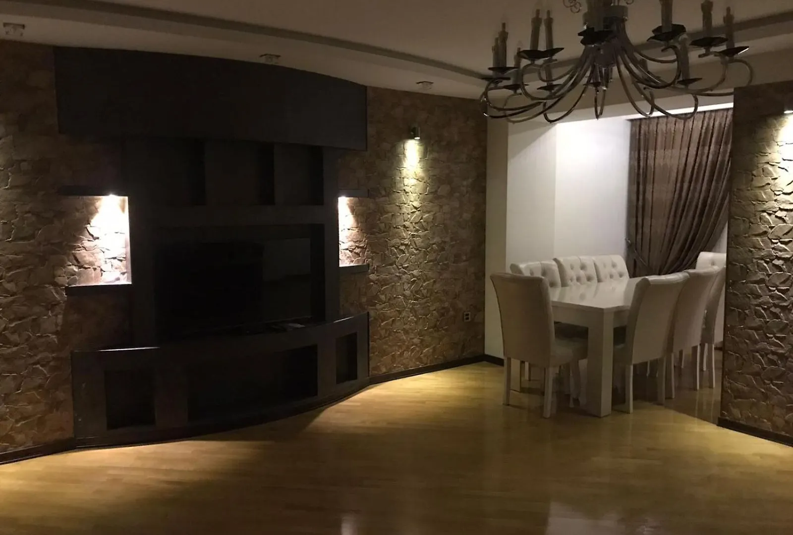 Хорошем Месте Находится Baku