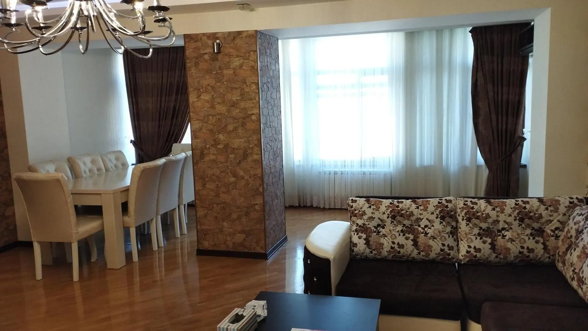 Хорошем Месте Находится Baku Apartment